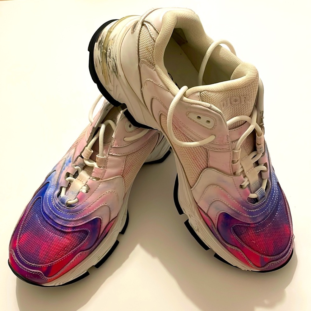 Dior sneakers